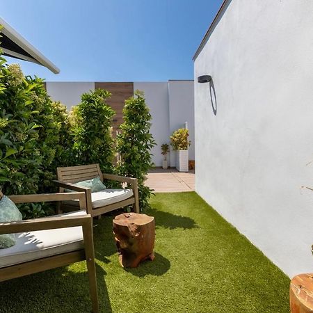 Lo Hotel Del Poblet Ел Побленоу дел Делта Екстериор снимка